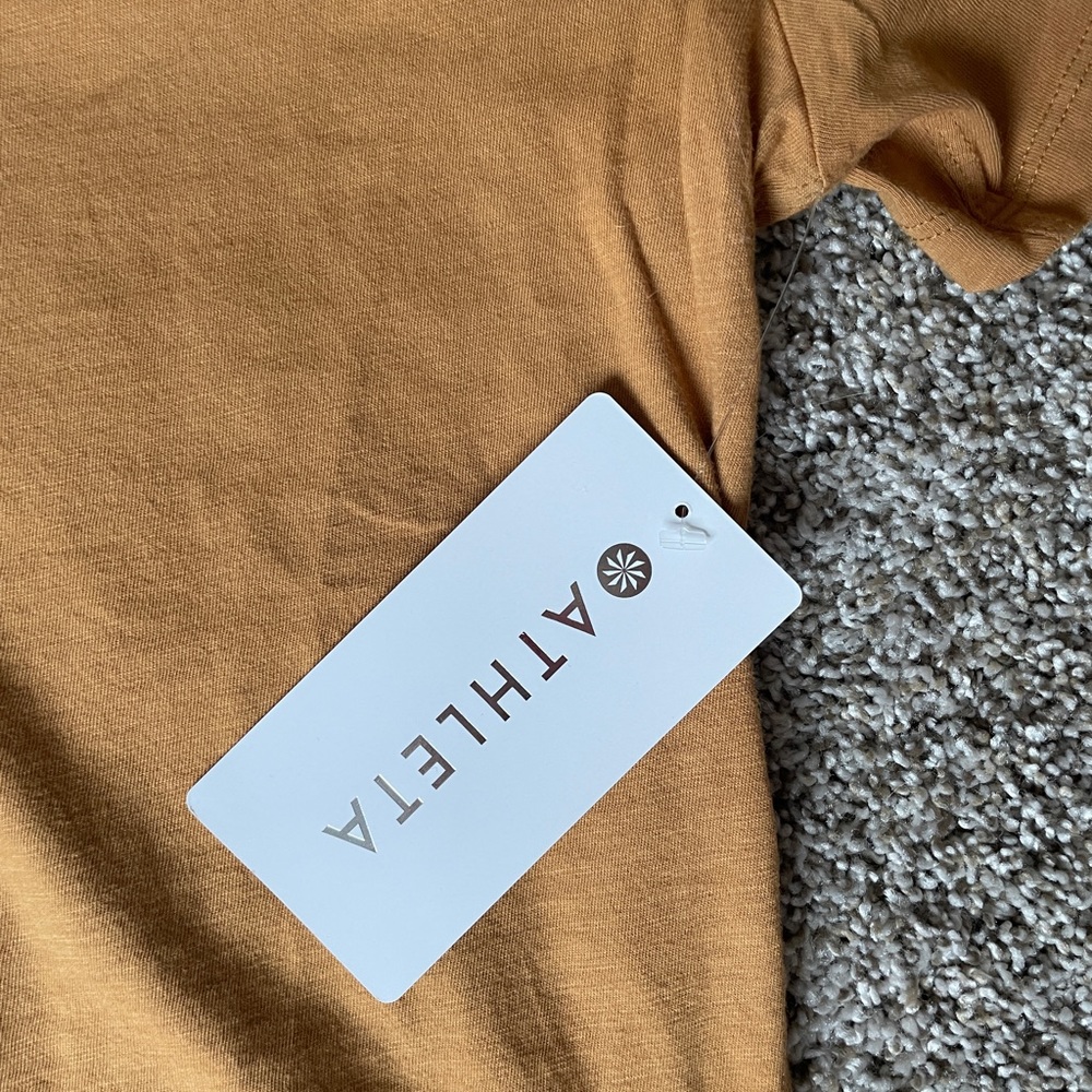 BRAND NEW Athleta Tee